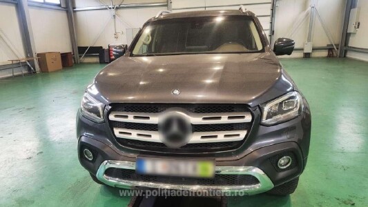 Trei mașini de 500.000 de lei, căutate de polițiștii din Italia și Polonia, ...