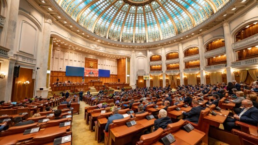 Ce se întâmplă dacă Nicușor Dan dizolvă Parlamentul? Conf. dr. Marius Bălan ...