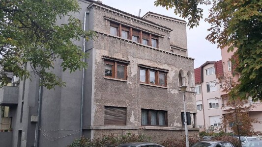 Românii care vor plăti taxa pe lux. Impozitele pe locuinţe, în 2027, ar ...