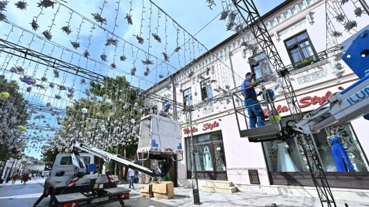 Sania lui Moș Crăciun va bloca traficul din Craiova până după sărbători: ...