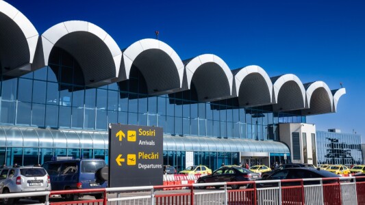 Aproape 700.000 de euro confiscați pe Aeroportul Otopeni au dispărut din ...