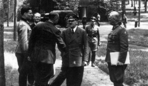 Cum a eșuat cel mai cunoscut complot de asasinare a lui Hitler. Expert:  ...