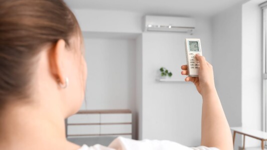 Românii pot fi plătiți să consume mai puțină energie. Cum funcționează noul ...