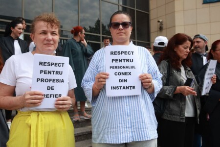 Blocaj total la ANAF, în instanțe și vămi, protest masiv al angajaților la ...