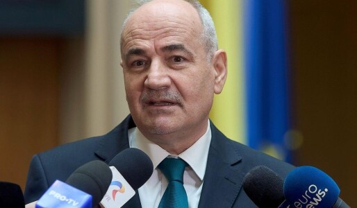 România va avea două pierderi majore dacă nu adoptă legea salarizării. ...
