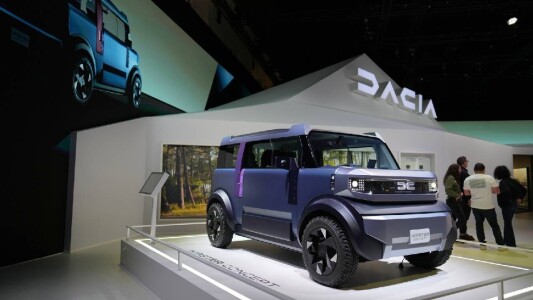 Dacia Hipster va fi produsă în China, în locul modelului Spring. Mașinile ...