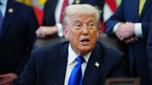 Donald Trump amenință că „nu va mai rămâne nimic” din Iran, dacă nu ...