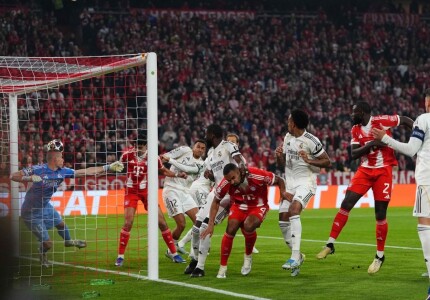 Bayern și Arsenal, ultimele două semifinaliste din UEFA Champions League. ...
