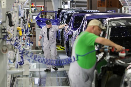 140.000 de angajați de la Volkswagen, în pericol să fie dați afară, îl vor ...