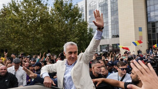 Susținătorii lui Călin Georgescu strâng bani pe TikTok ca să-i cumpere vila ...