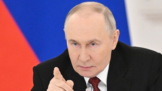 Vladimir Putin a cerut ca România să-i predea drona care s-a prăbușit pe un ...