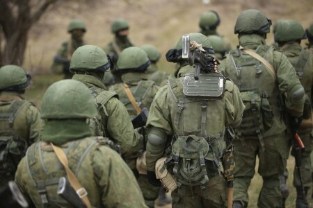 Rusia adună arme și extinde bazele și infrastructura militară de la ...
