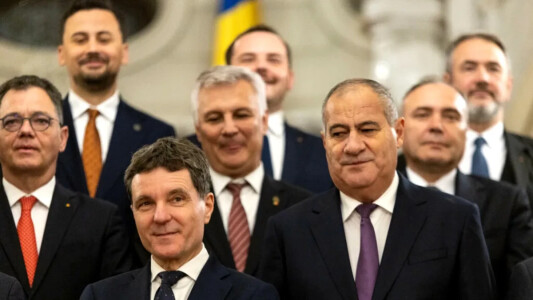 Liniștea din România ar putea dura 6 luni. Ce scriu ziarele internaționale ...