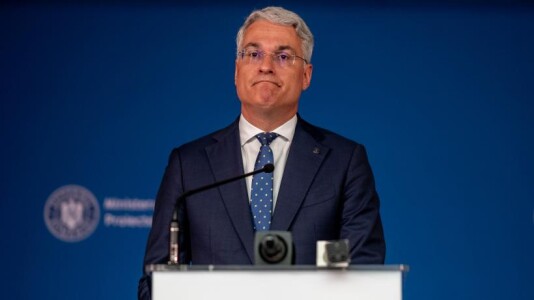Ministrul Dragoș Pîslaru se plânge că are salariu mic și „este întreținut” ...