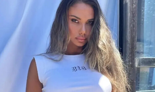 Modelul Sahara Ray a murit la 34 de ani, la câteva luni după ce a născut. ...