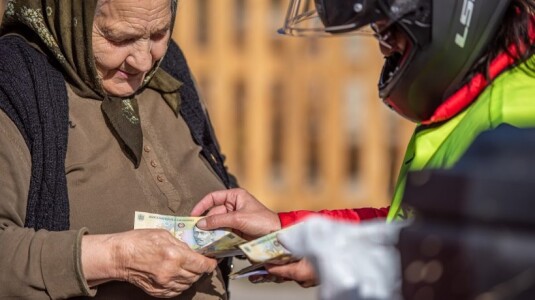 Poșta Română, anunţ de ultimă oră despre distribuirea pensiilor în luna ...