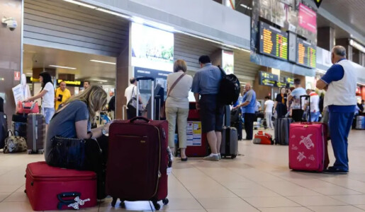 Au dispărut 700.000 de euro din biroul Vămii Otopeni. Fuseseră confiscați ...