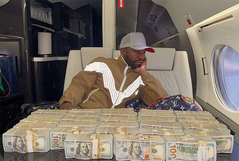 Decizie șoc luată de Floyd Mayweather după ce s-a aflat că e falit și nu mai are bani nici de colectarea gunoiului